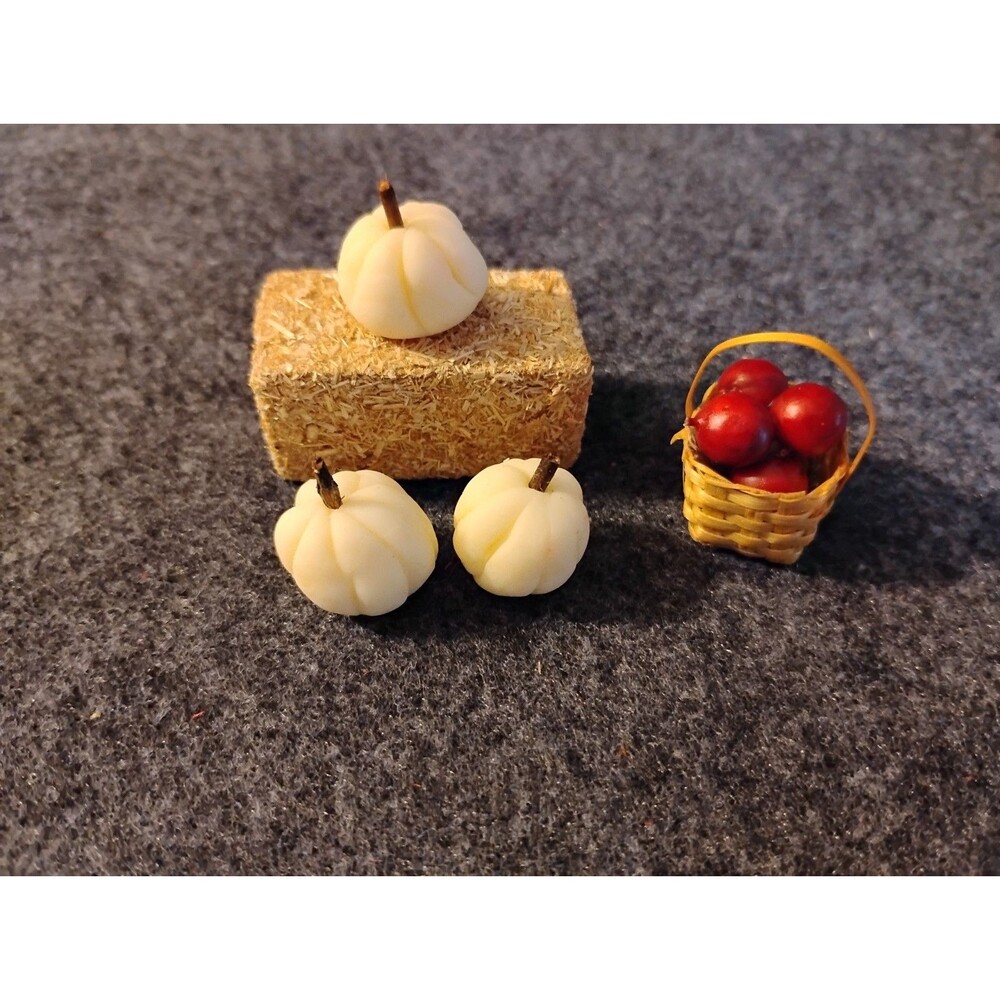 Miniature Dollhouse Autumn Fall Decor 5 Pcs Hay Bale White Pumpkins Apple Basket